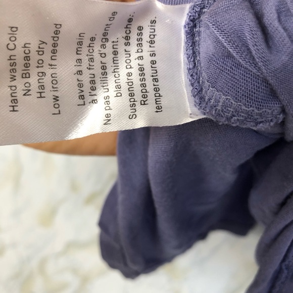 Aritzia Talula blue/purple tee shirt - large - Picture 5 of 5